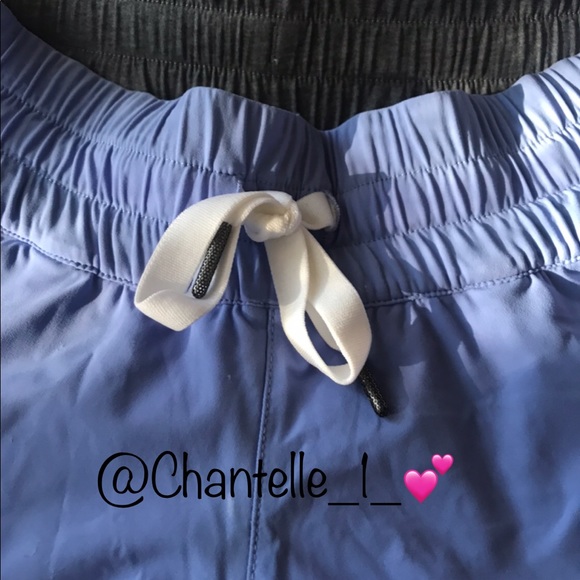 Lululemon REVERSIBLE Choose A Side❣️ - Picture 6 of 16